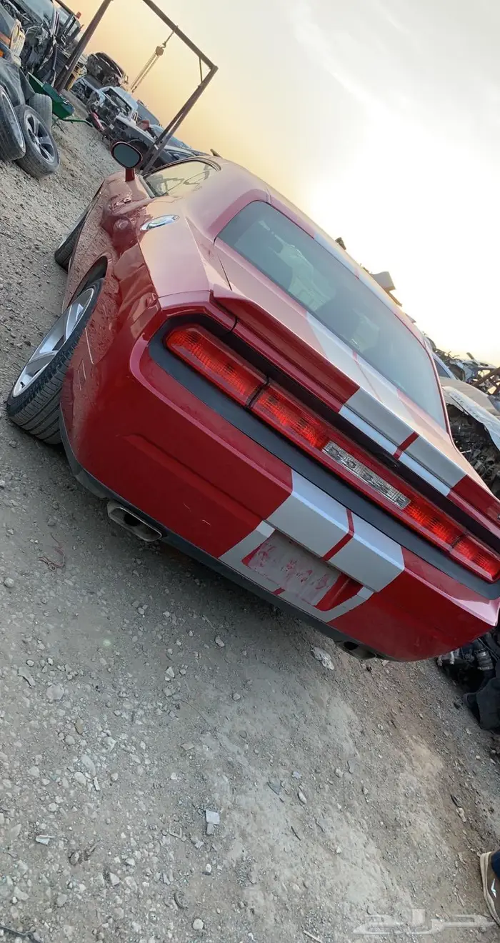 بيع قطع غيار تشالنجر Srt 2012 11