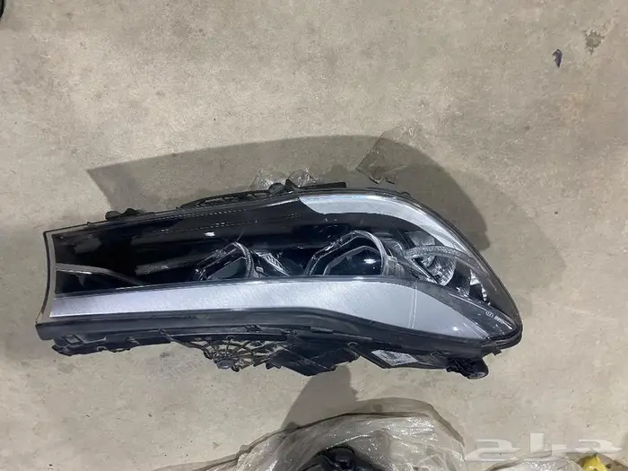 للبيع طقم شمعات بي ام 740 1