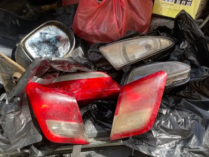 اصطب كامري من 2007 الي 2010 حق شنطه وكشافات سوناتا وسطي 1