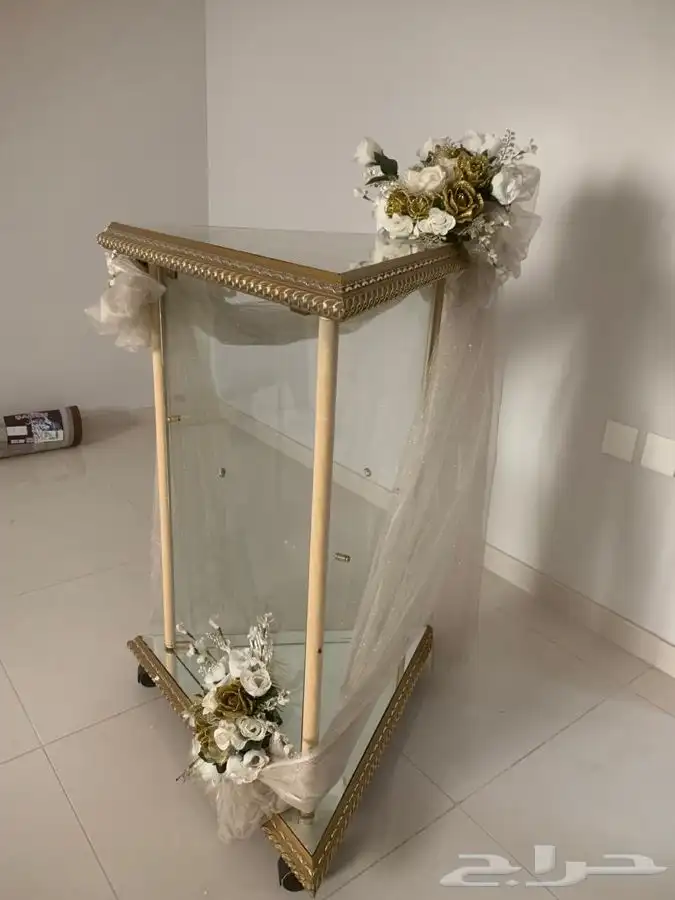 عربية ملكة 2