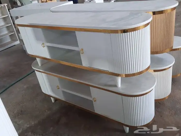 طاولات تليفيزيون خشبي عروض الخاص 14