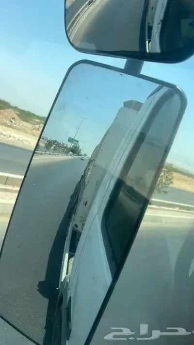راس تريله لسحب التييادر موجود في جده 1