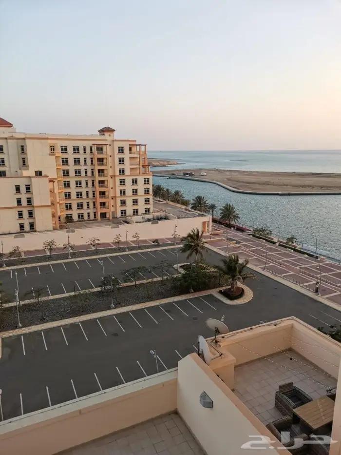 استوديو مطل في المارينا 2 مدينة الملك عبدالله 0