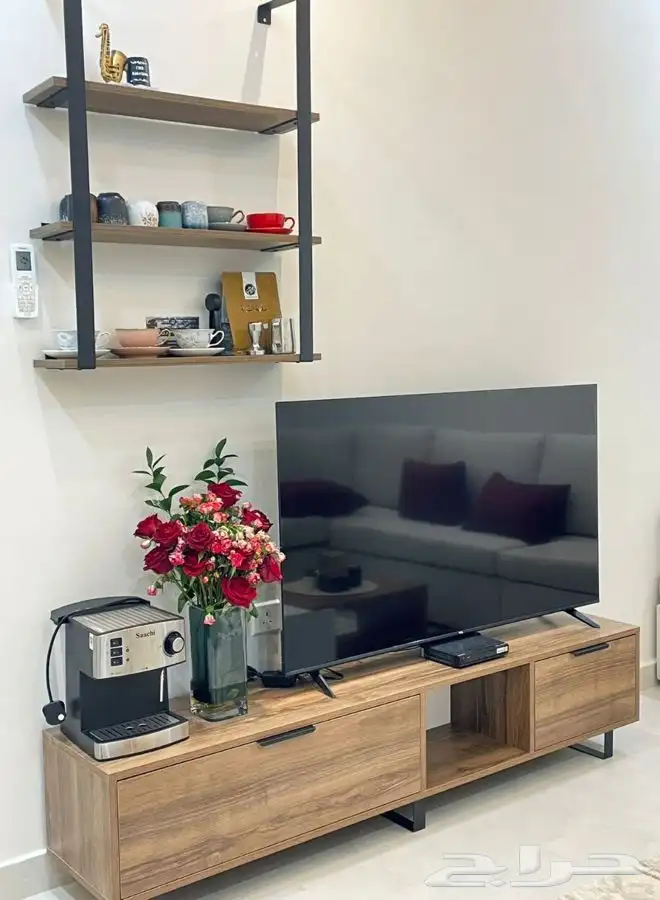 طاولات معلقه-طاولات تلفاز-مكتبة-طاولات وسط-ركن كوفي 37