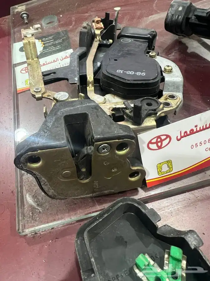 اقفال باب كامري من93الى2002 1