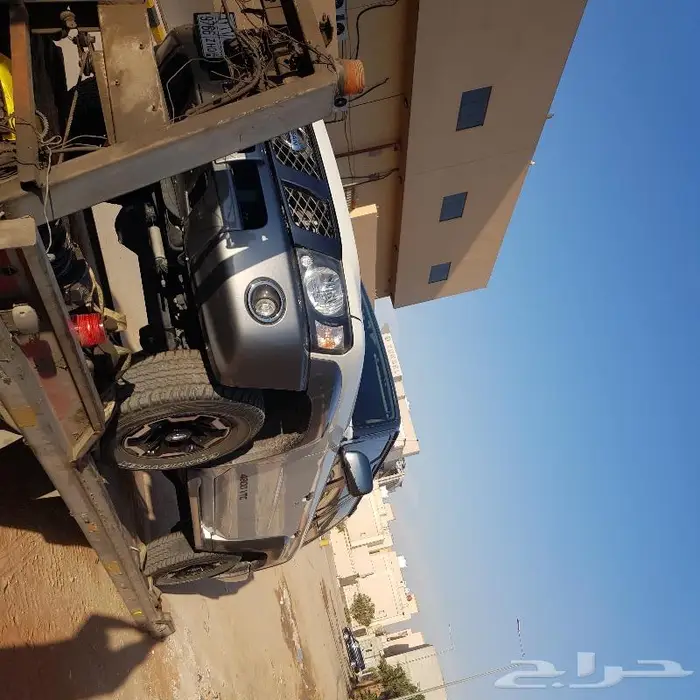 سطحه هيدروليك مع ونش طرق الملك خالد 2