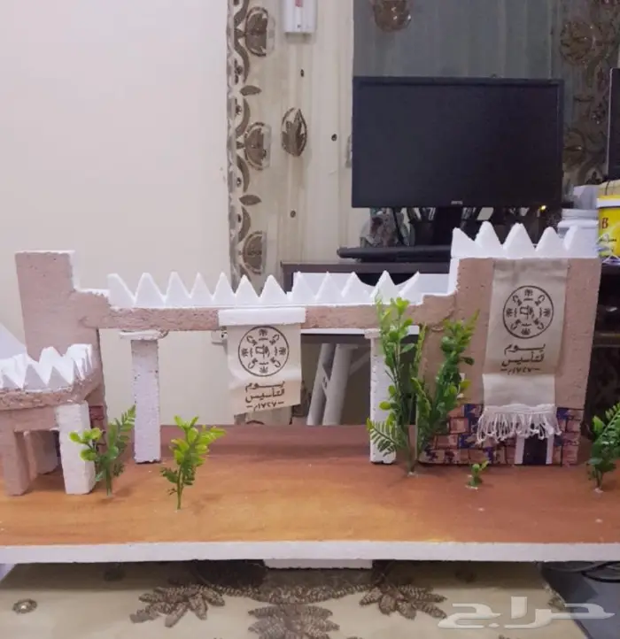 خطاط ورسام عمل مجسمات 3
