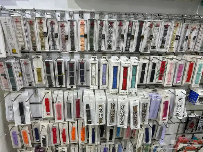 اساورواطارات وستراب ساعات ابل شفاف رياضيهaplle watch 0