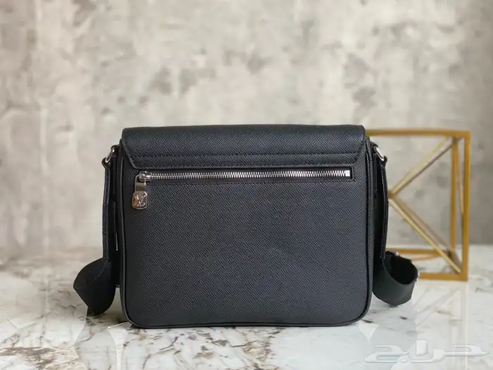 شنط LV رجاليه ( تقليد ) 14