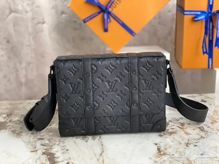 شنط LV رجاليه ( تقليد ) 2