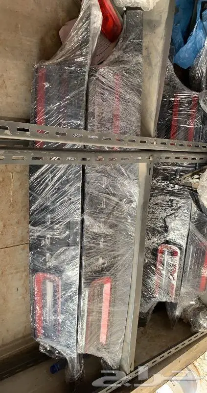 بيع قطع غيار تشالنجر Srt 2012 21