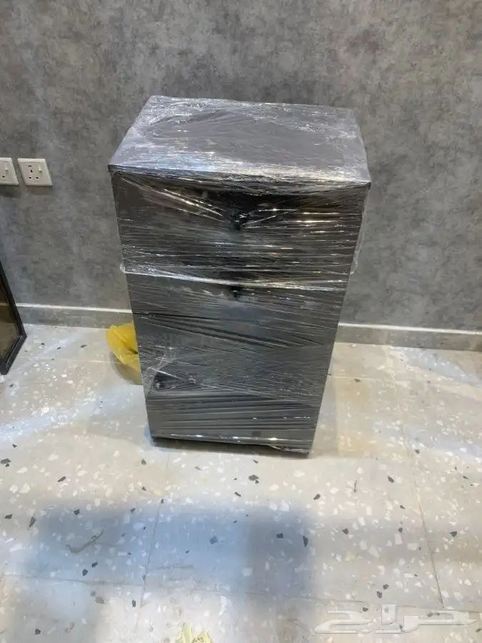 بارتشن حديد وحواجز وفواصل زجاجيه 10