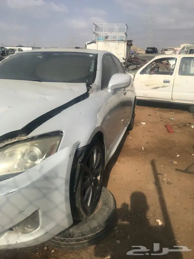 لكزس I s مديل 2008 سعودي السيارة بيع تشليح قطع غيار 6