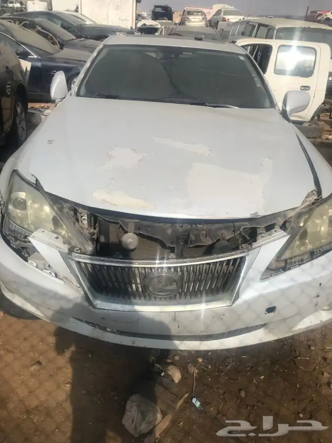 لكزس I s مديل 2008 سعودي السيارة بيع تشليح قطع غيار 7