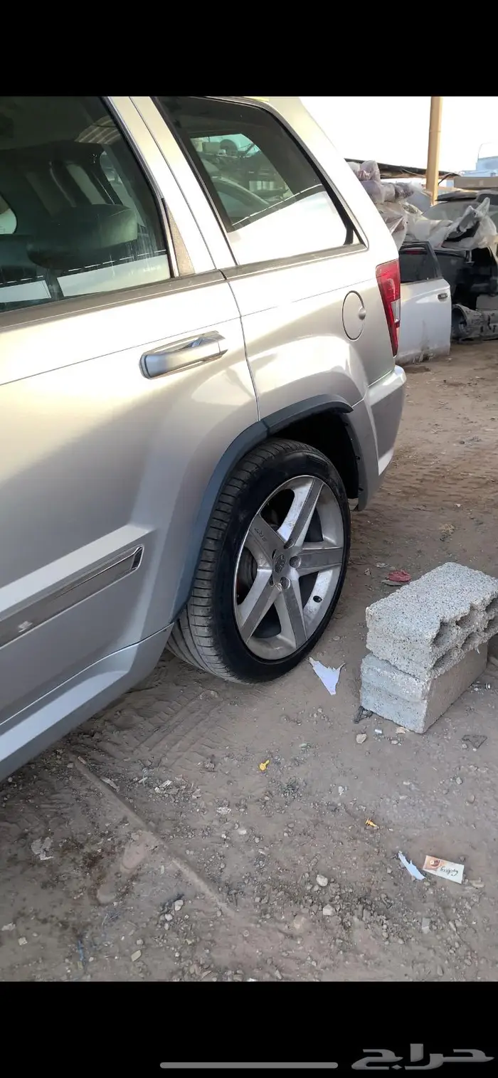 بيع قطع غيار جراند شروكي 2006 Srt 5