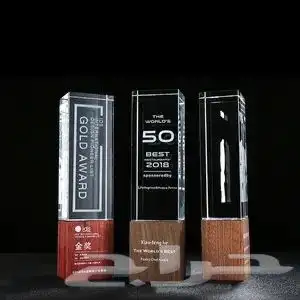 طباعة هدايا طباعة وتطريز تيشرتات وزي موحد كروت شخصية دروع 6