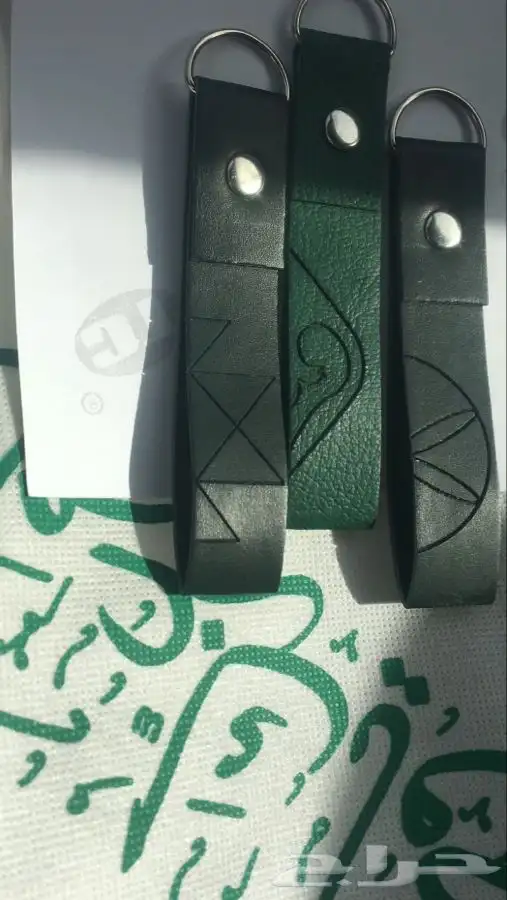 طباعة هدايا طباعة وتطريز تيشرتات وزي موحد كروت شخصية دروع 3