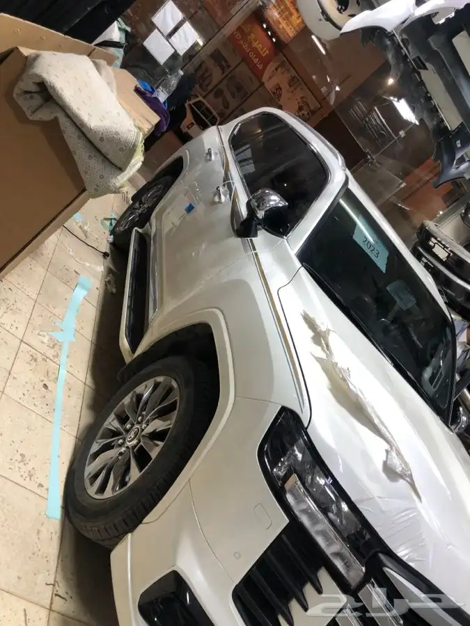 خط لاندكروزر 2023 VXR 2