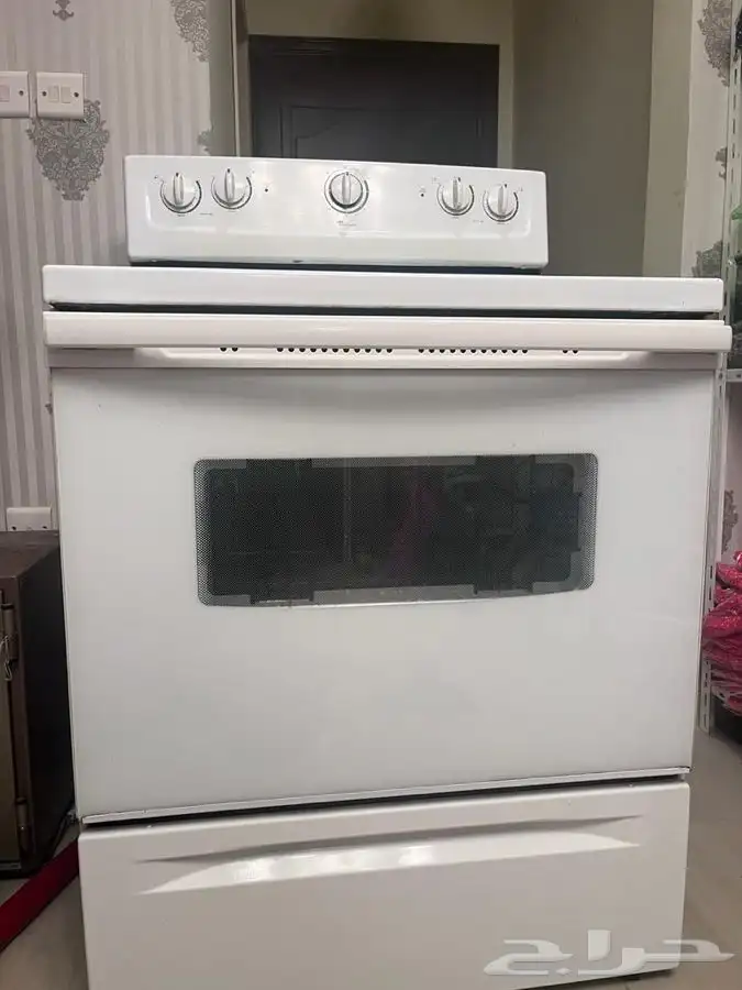 فرن كهربائي 4 عيون نظيف جدا 0