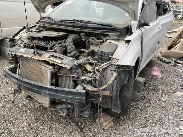 افانتي ديزل 2016 مصدوم 4