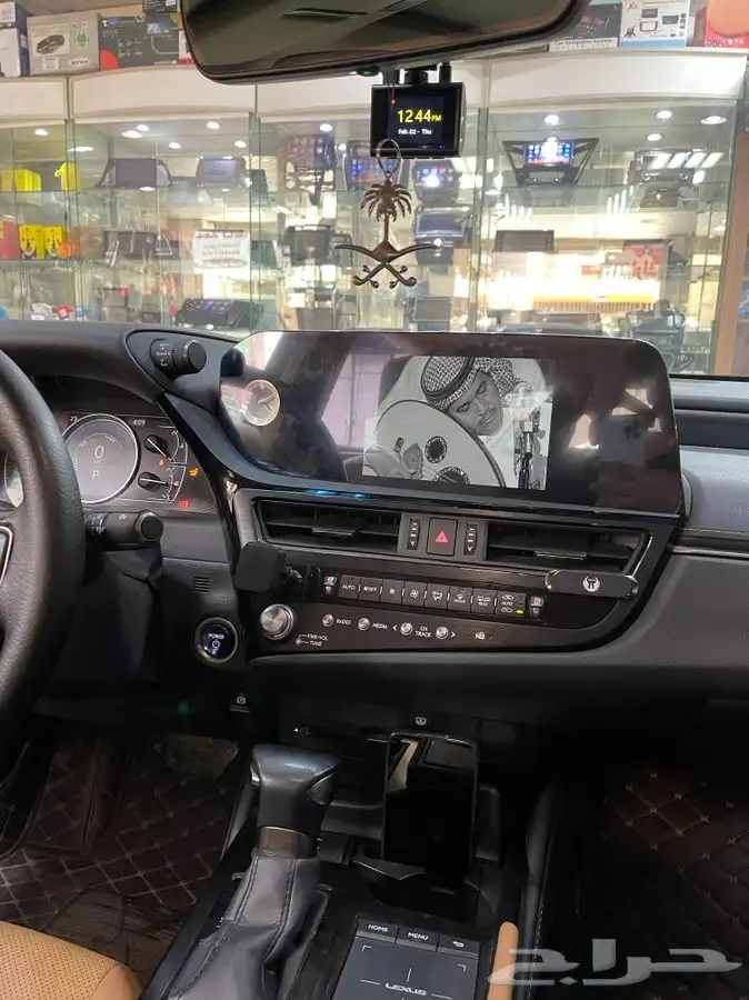 شاشة لكزس ES 350_ES 250 شكل الوكاله مقاس 12 انش 4