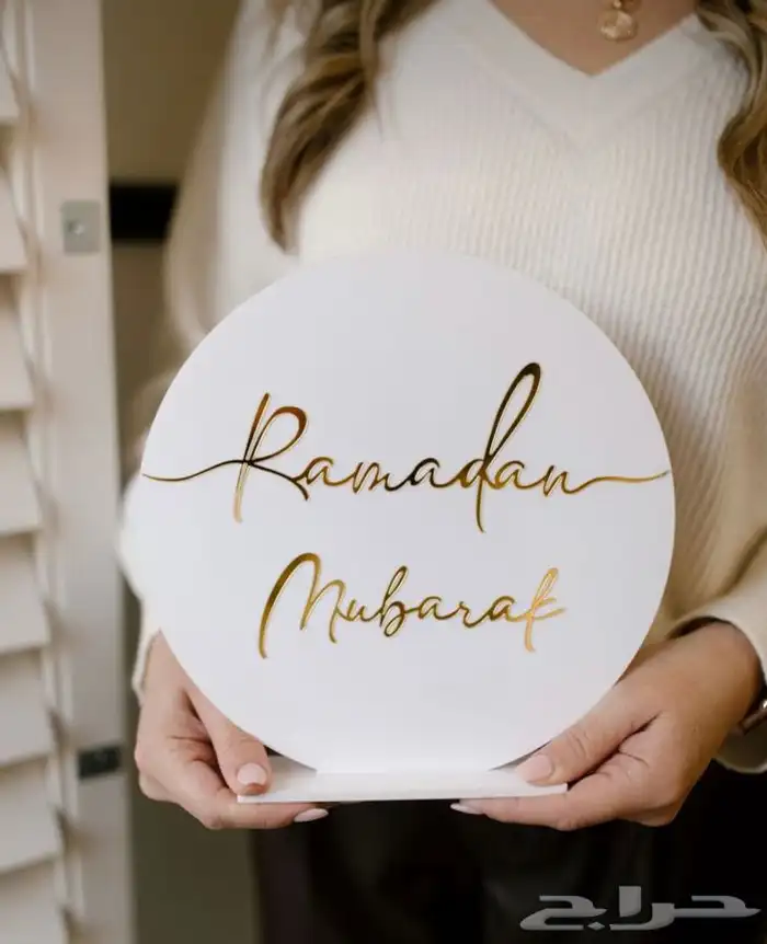 عالم الاكرليك للقص والنحت 17