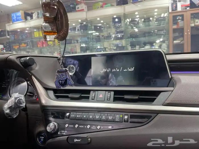 شاشة لكزس ES 350_ES 250 شكل الوكاله مقاس 12 انش 10