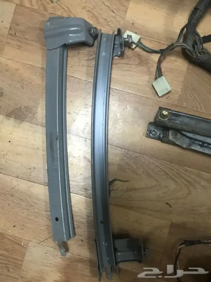 قزاز اصلي لكزس gs300 2