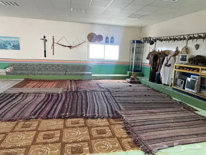 متحف تراثي كامل نادر للبيع اكثر من 255 قطعه 43