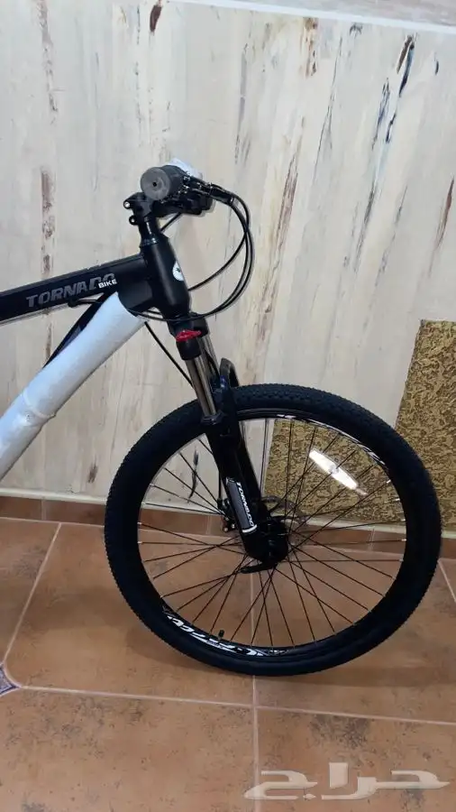 دراجات هوائيه(نوع هايبرد)كميه جديده(الدوادمي)اسعار تنافسيه 26