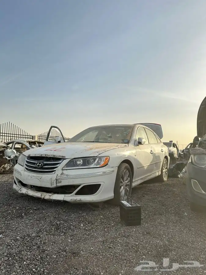 هونداي ازيرا فل كامل قطع غيار تشليح 0