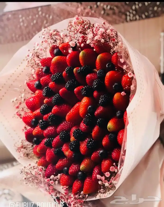 باقات فراولة ورد  39