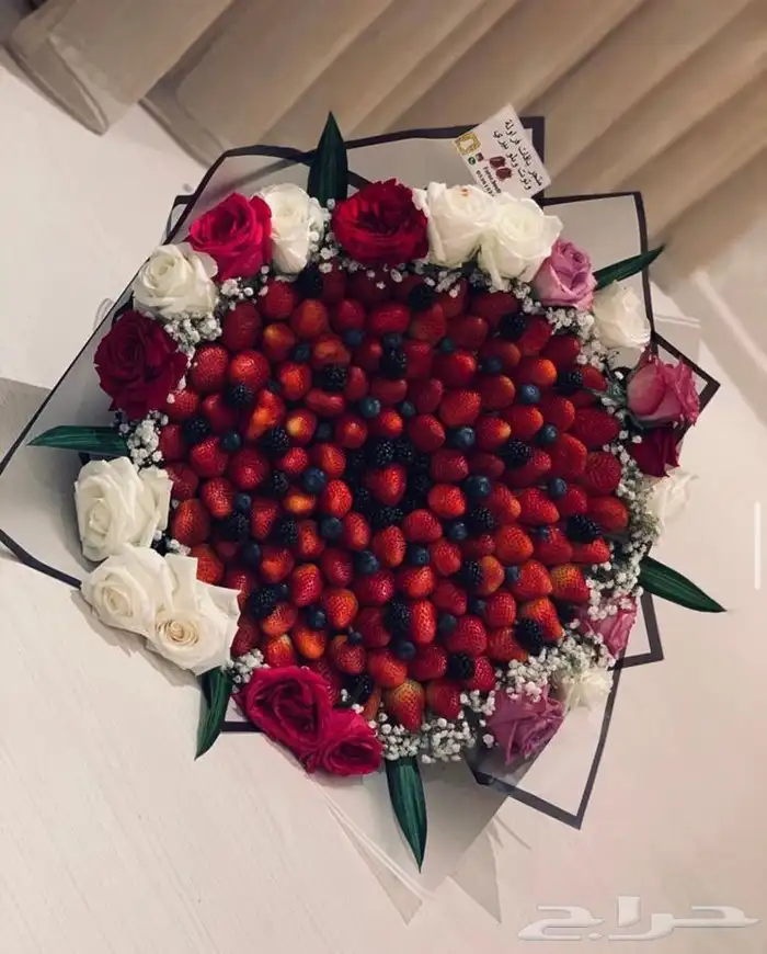 باقات فراولة ورد  41