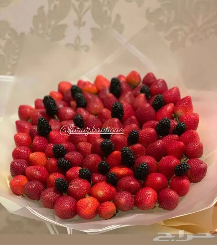 باقات فراولة ورد  6