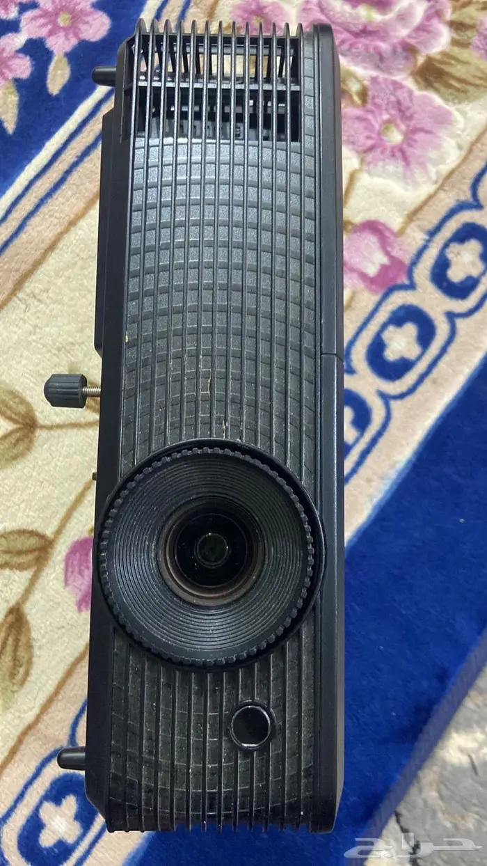 بروجكتر مع ريموت 5