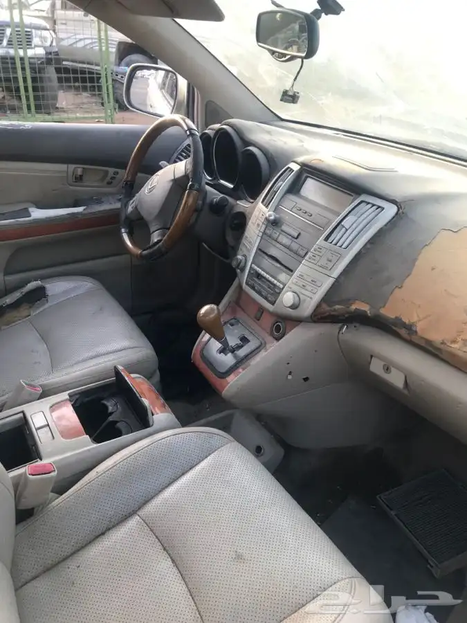 لكزس RX مديل 2004 تشليح بيع قطع غيار 7