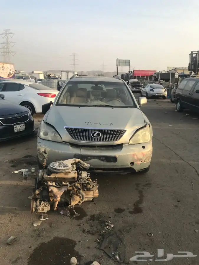 لكزس RX مديل 2004 تشليح بيع قطع غيار 6