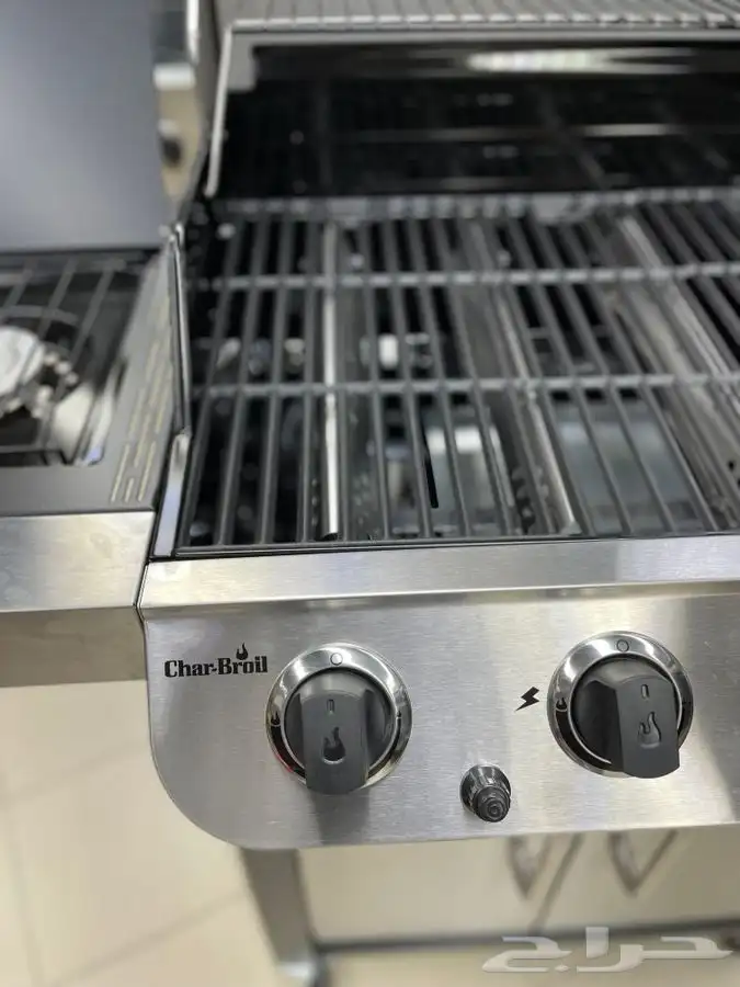 للبيع شواية غاز Char - Broil 3