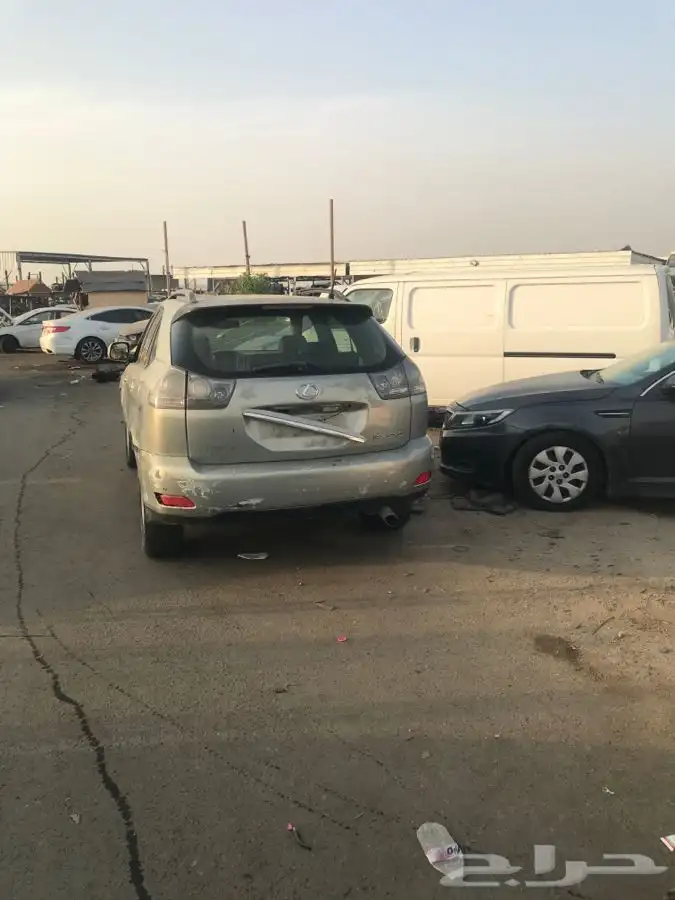 لكزس RX مديل 2004 تشليح بيع قطع غيار 4