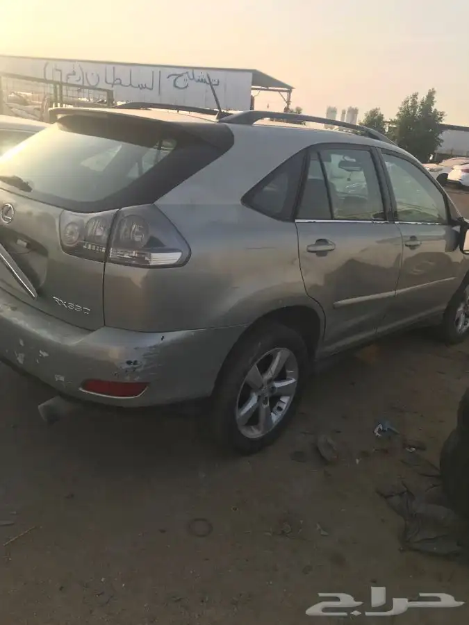 لكزس RX مديل 2004 تشليح بيع قطع غيار 3