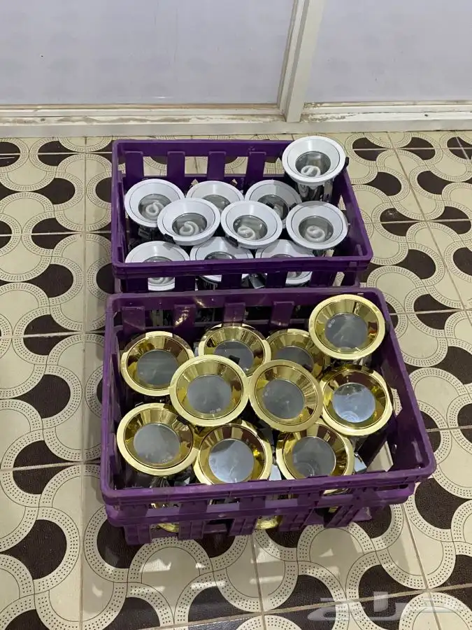قواعد لمبات للبيع 0