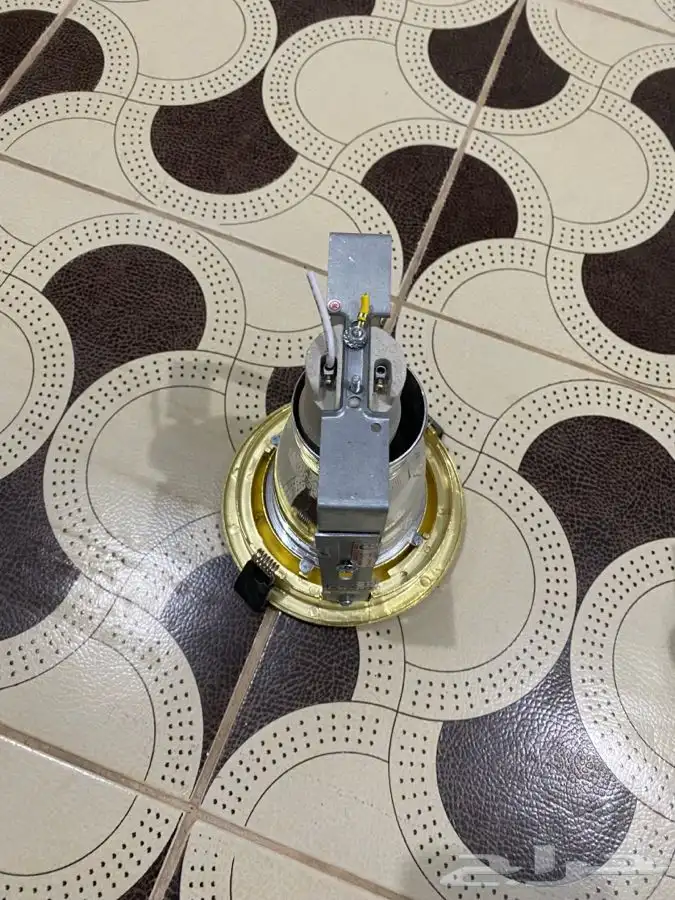 قواعد لمبات للبيع 2