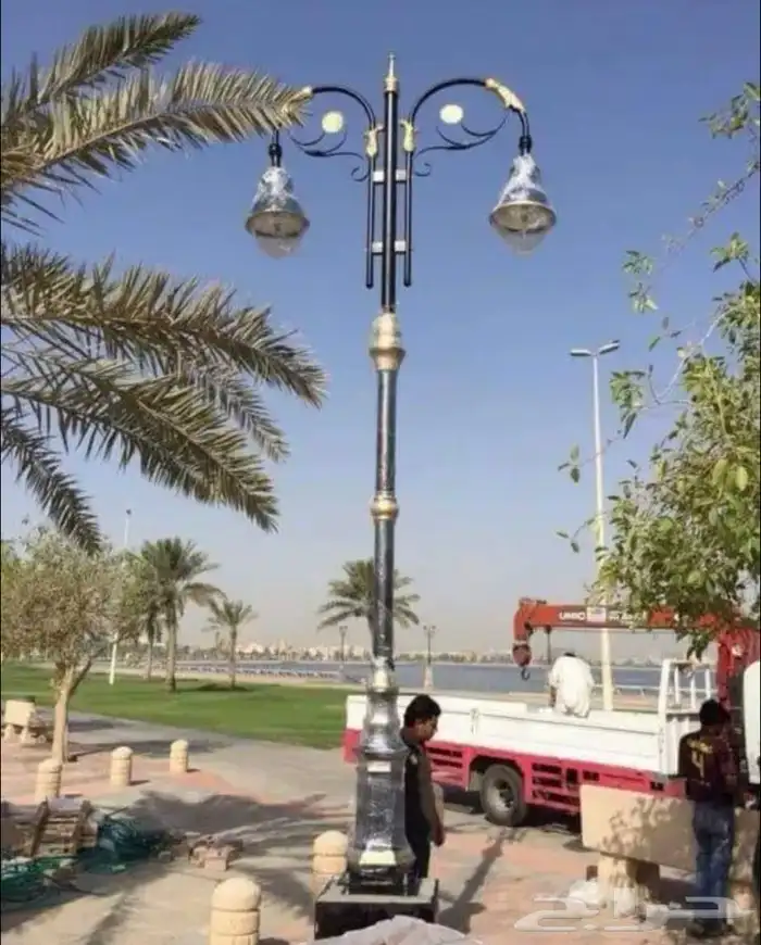 اعمده اناره 81