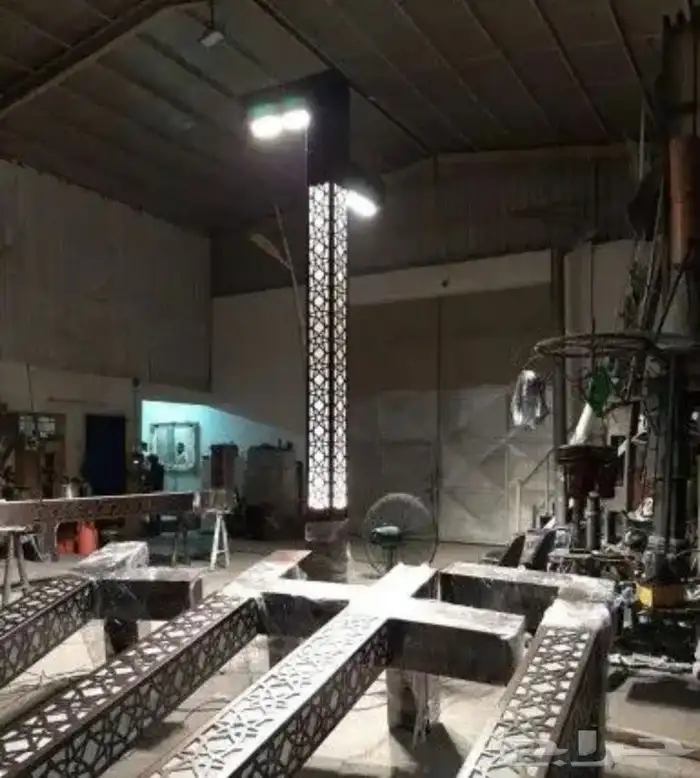 اعمده اناره 23