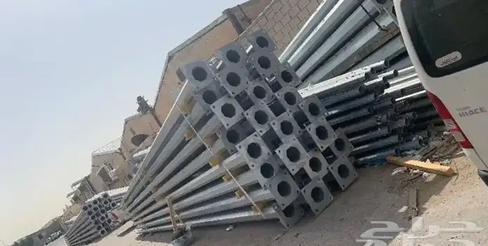 اعمده اناره 77