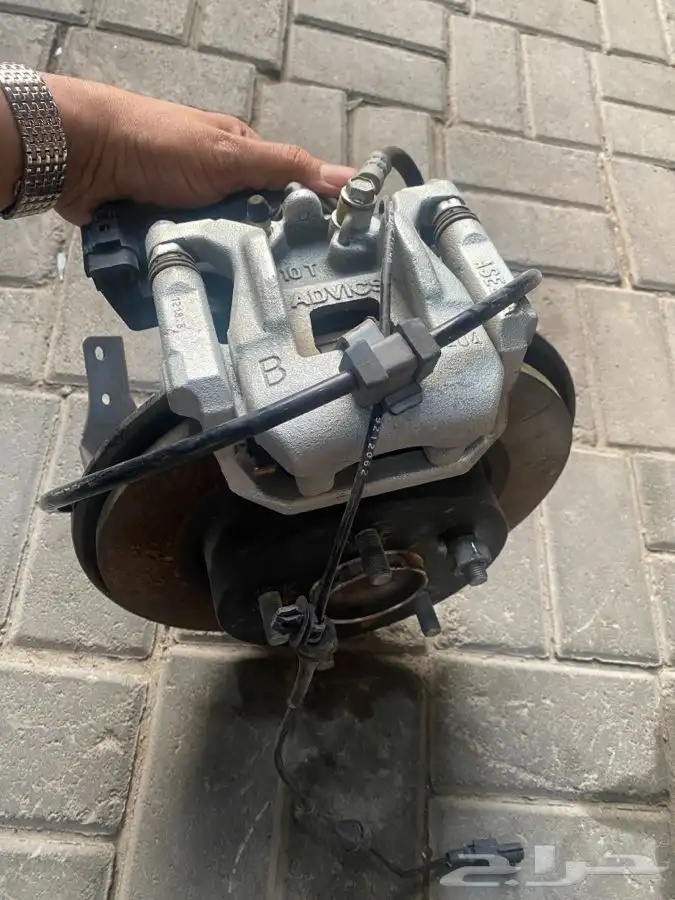 قطع غيار نيسان كيكس تشليح مصدوم 2021 2022 3