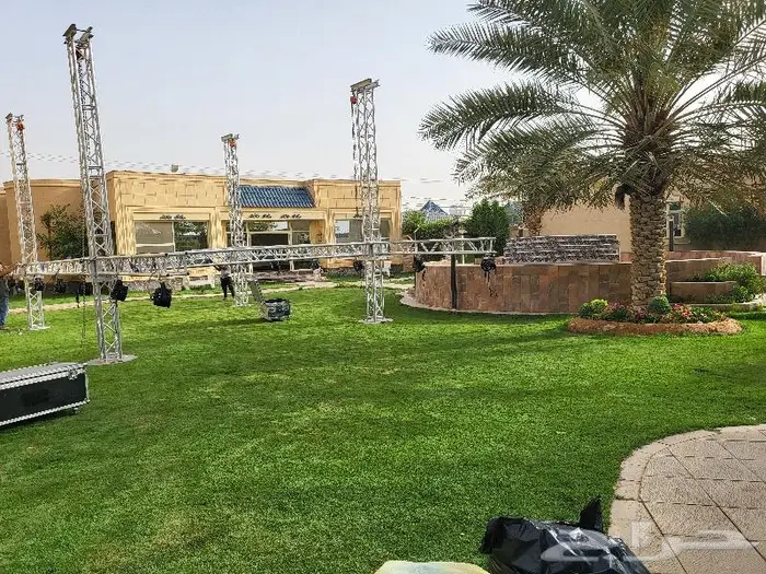 تأجير مسارح شاشات إضاءات صوتيات تنظيم الفعاليات 7