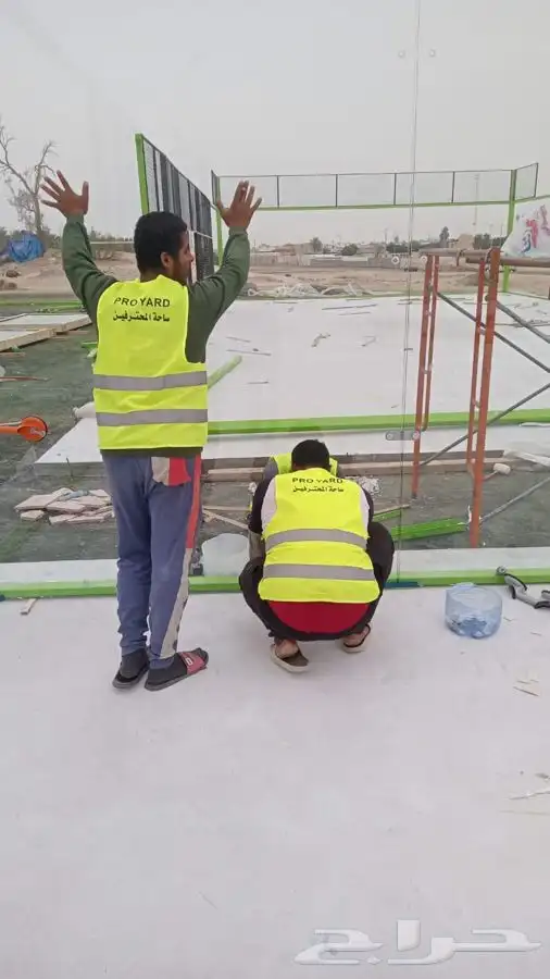 ملاعب بادل ترضي. الجميع 10