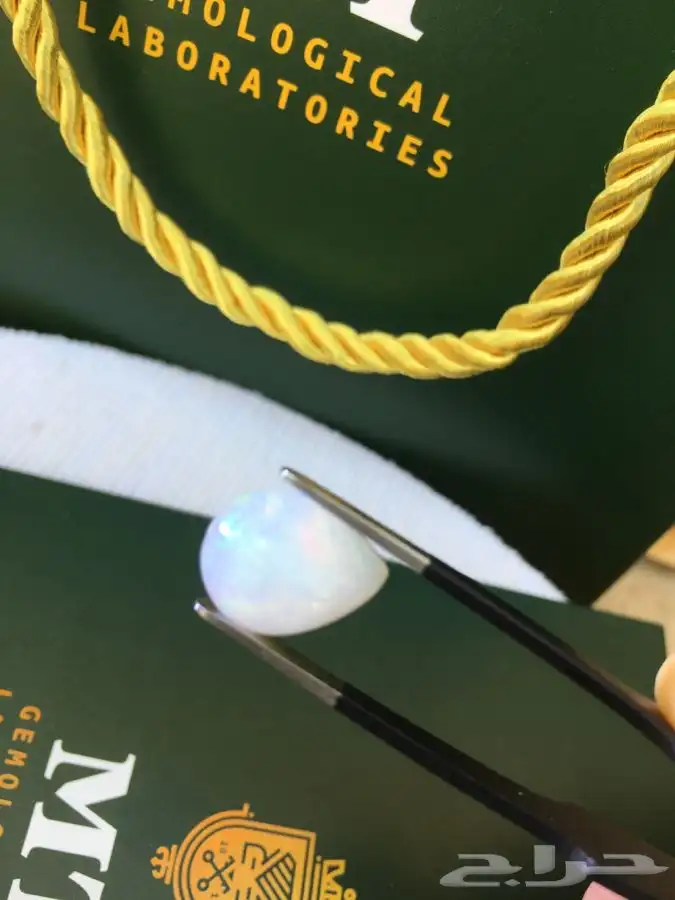 حجر أوبال كريم أبيض طبيعي - جوهرة أوبال - Opal 10
