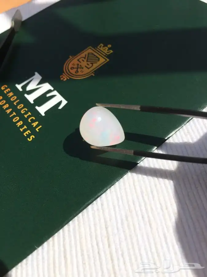 حجر أوبال كريم أبيض طبيعي - جوهرة أوبال - Opal 15